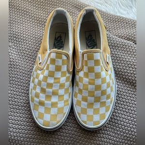 women’s yellow checkered Vans